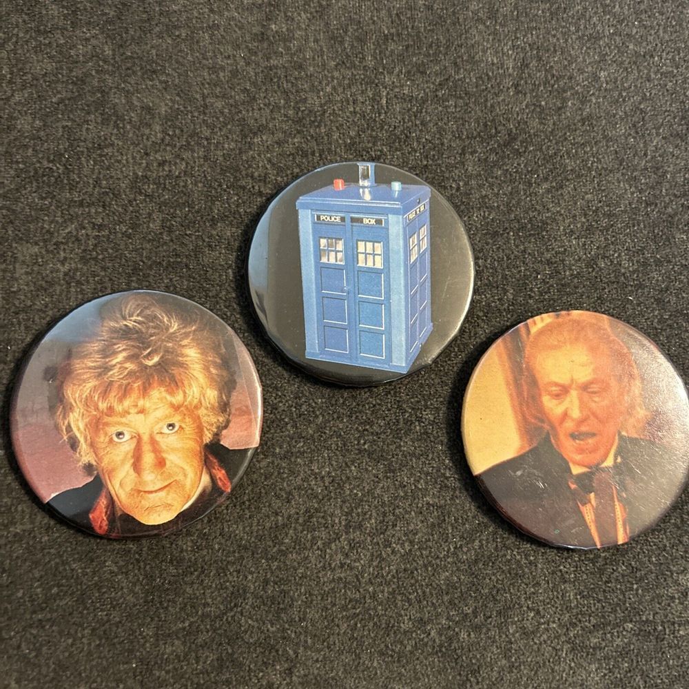 Vintage DOCTOR‎ WHO BUTTONS ~ LOT OF 3